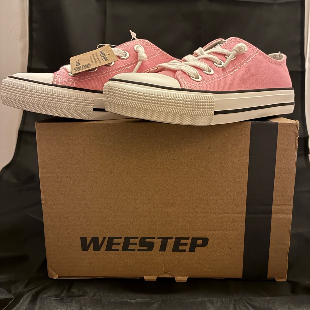 Converse Girls Pink Canvas Low-Top Sneakers
